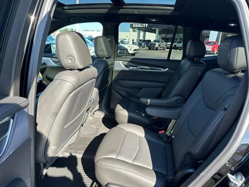 New 2025 Cadillac XT6 Sport w/ Technology Package image 9