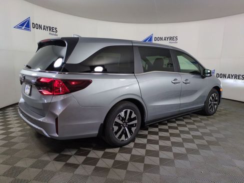 New 2026 Honda Odyssey EX-L image 5