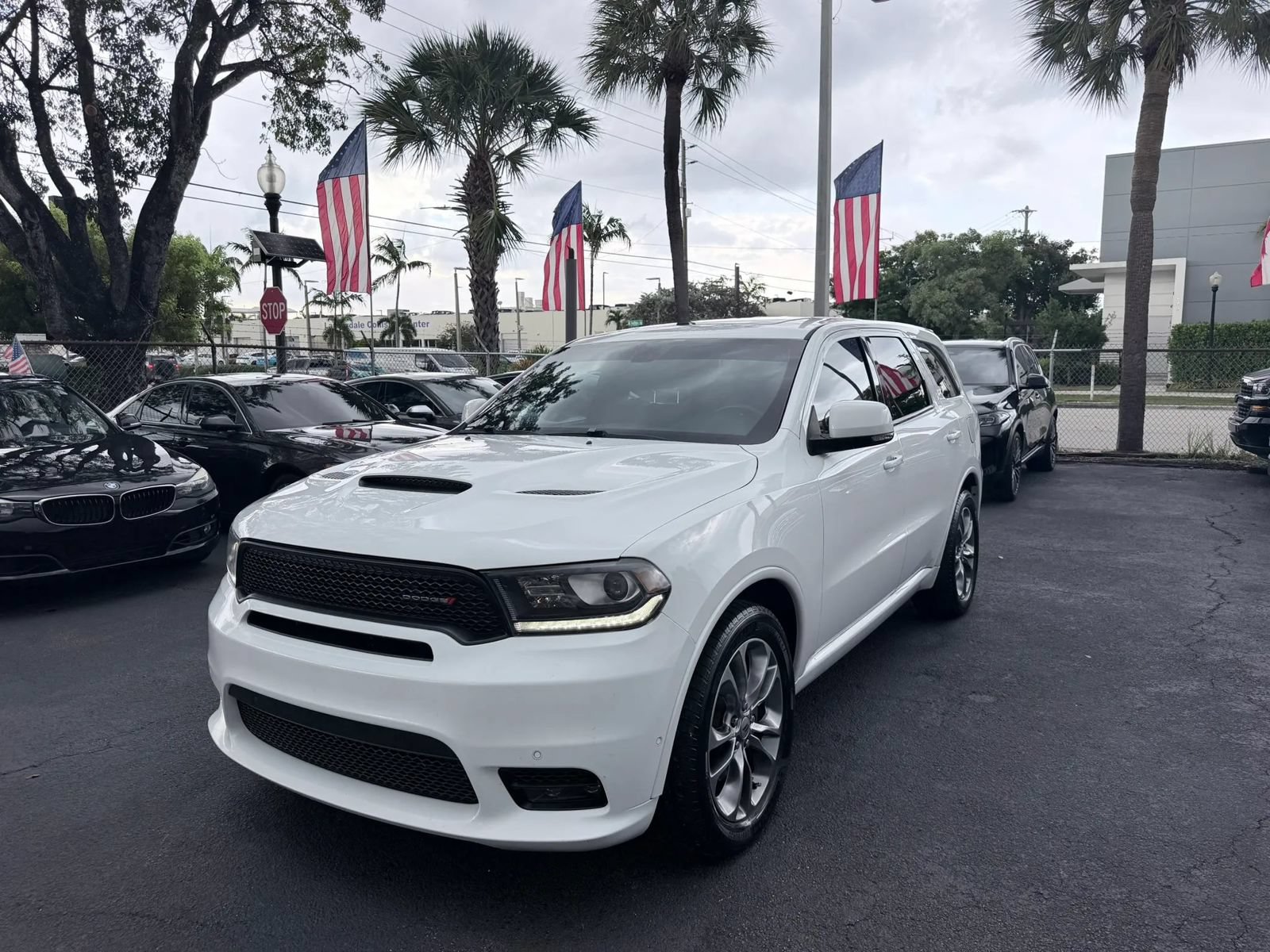 Used 2019 Dodge Durango R/T w/ Trailer Tow Group IV RWD image 1