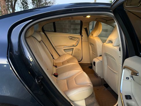 Used 2013 Volvo S60 T5 image 12