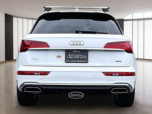 Used 2025 Audi Q5 2.0T Premium Plus w/ Premium Plus Package AWD/4WD image 6