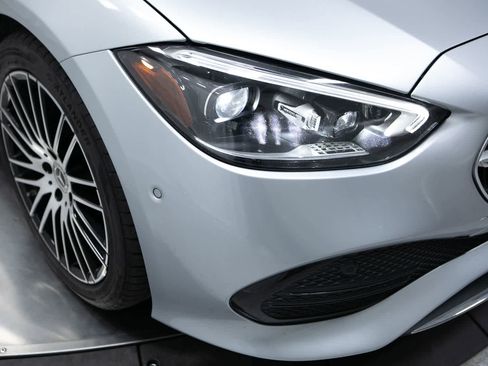 Used 2024 Mercedes-Benz C 300 Sedan image 12