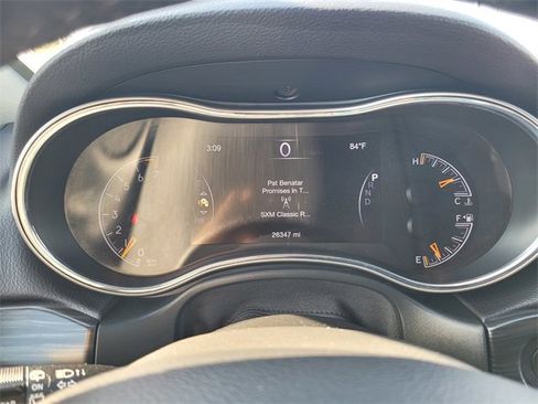 Used 2021 Jeep Grand Cherokee Laredo X image 28