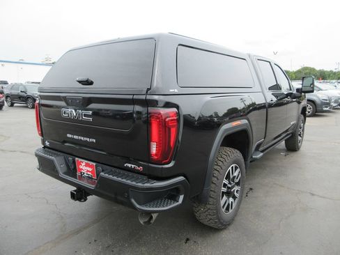 Used 2022 GMC Sierra 2500 AT4 w/ AT4 Preferred Package AWD/4WD image 6