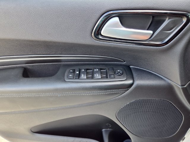 Used 2022 Dodge Durango SXT w/ Anodized Platinum Package RWD image 20