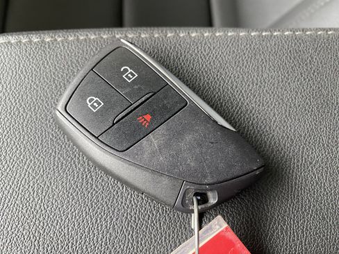 Used 2025 Chevrolet Silverado 1500 W/T w/ WT Value Package image 32