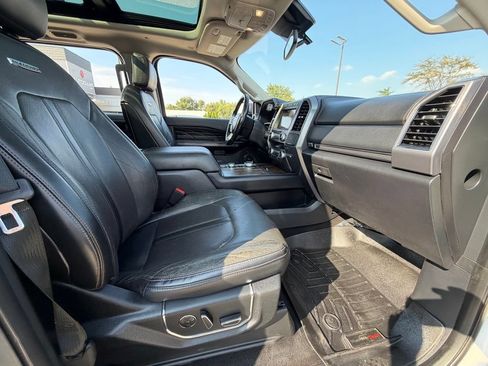 Used 2019 Ford Expedition Max Platinum AWD/4WD image 30