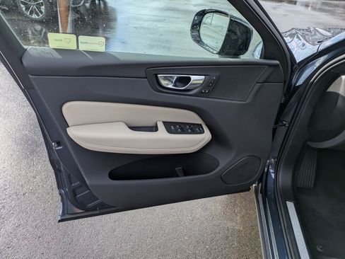 New 2026 Volvo XC60 B5 Plus w/ Protection Package Premier image 10