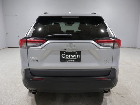 Used 2021 Toyota RAV4 XLE Premium AWD/4WD image 3