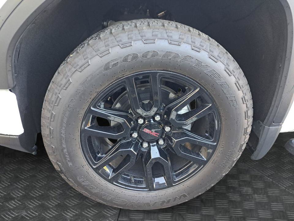 Used 2024 GMC Sierra 1500 Elevation w/ Elevation Premium Package AWD/4WD image 20