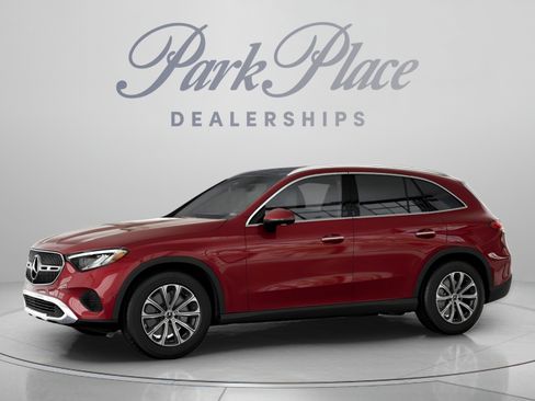 Certified 2026 Mercedes-Benz GLC 300 image 3