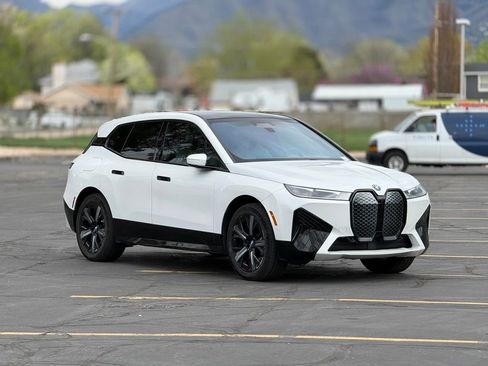 Certified 2023 BMW iX xDrive50 w/ Sport Package image 3