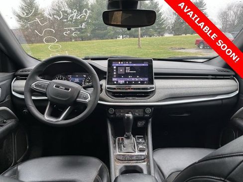 Certified 2023 Jeep Compass Latitude image 2