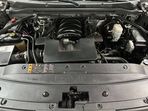 Used 2018 GMC Sierra 1500 SLT AWD/4WD image 34