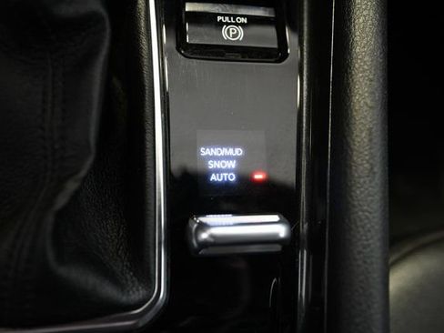 Used 2024 Jeep Compass Latitude image 24