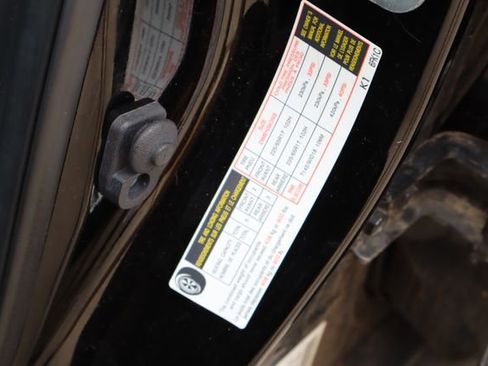 Used 2016 Nissan Rogue S FWD image 27