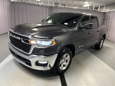 Used 2025 RAM 1500 Big Horn AWD/4WD image 3