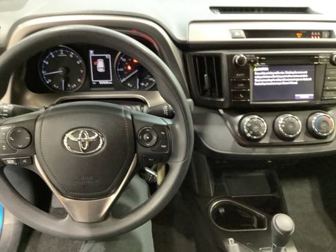 Used 2018 Toyota RAV4 LE w/ All Weather Liner Package image 16