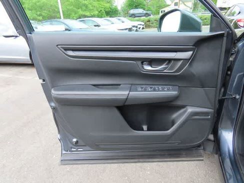 Used 2023 Honda CR-V EX image 15
