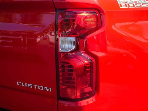 Used 2025 Chevrolet Silverado 1500 Custom Trail Boss AWD/4WD image 7