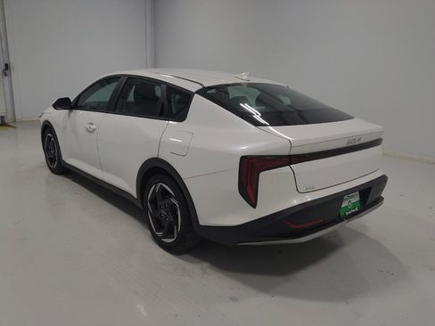 Used 2025 Kia K4 EX FWD image 5