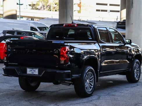 Used 2024 Chevrolet Colorado LT w/ LT Convenience Package image 4