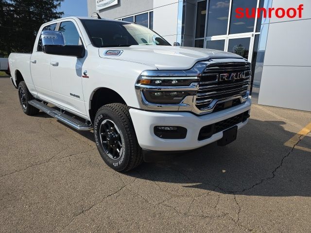 Used 2025 RAM 2500 Laramie AWD/4WD image 1