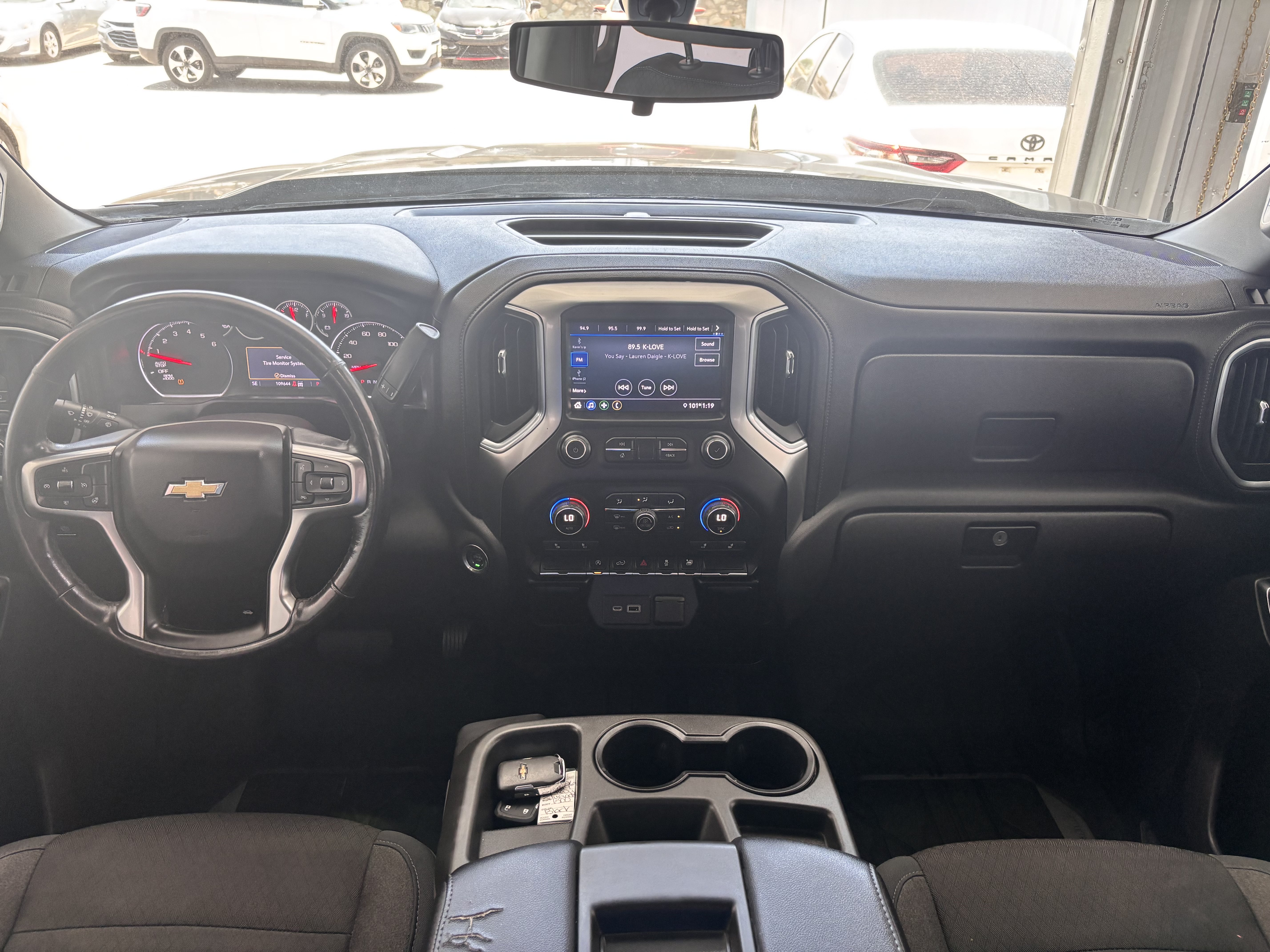 Used 2019 Chevrolet Silverado 1500 LT w/ Texas Edition AWD/4WD image 17