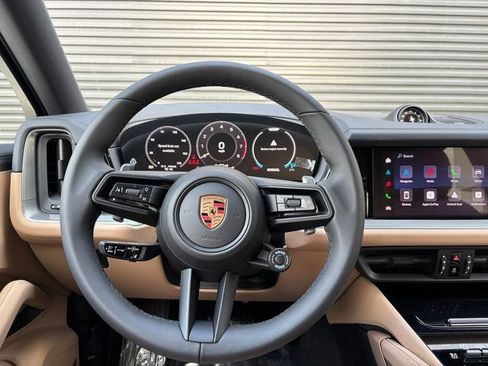 Certified 2026 Porsche Cayenne Coupe AWD/4WD image 14