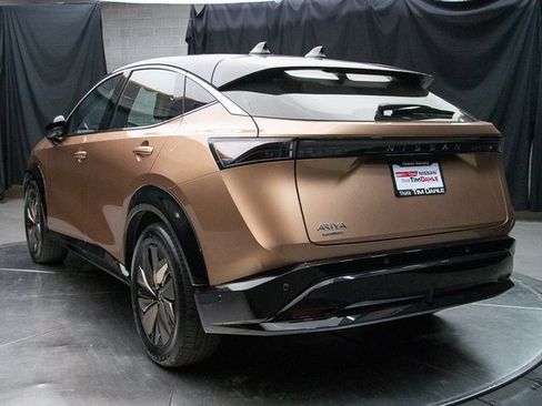 Used 2023 Nissan Ariya FWD image 10