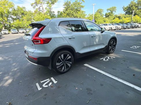 Certified 2024 Volvo XC40 B5 Ultimate w/ Protection Package Premier AWD/4WD image 15