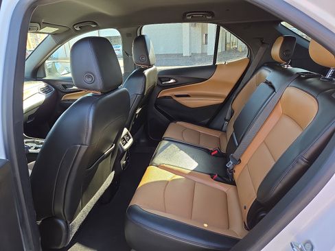 Used 2018 Chevrolet Equinox Premier image 8