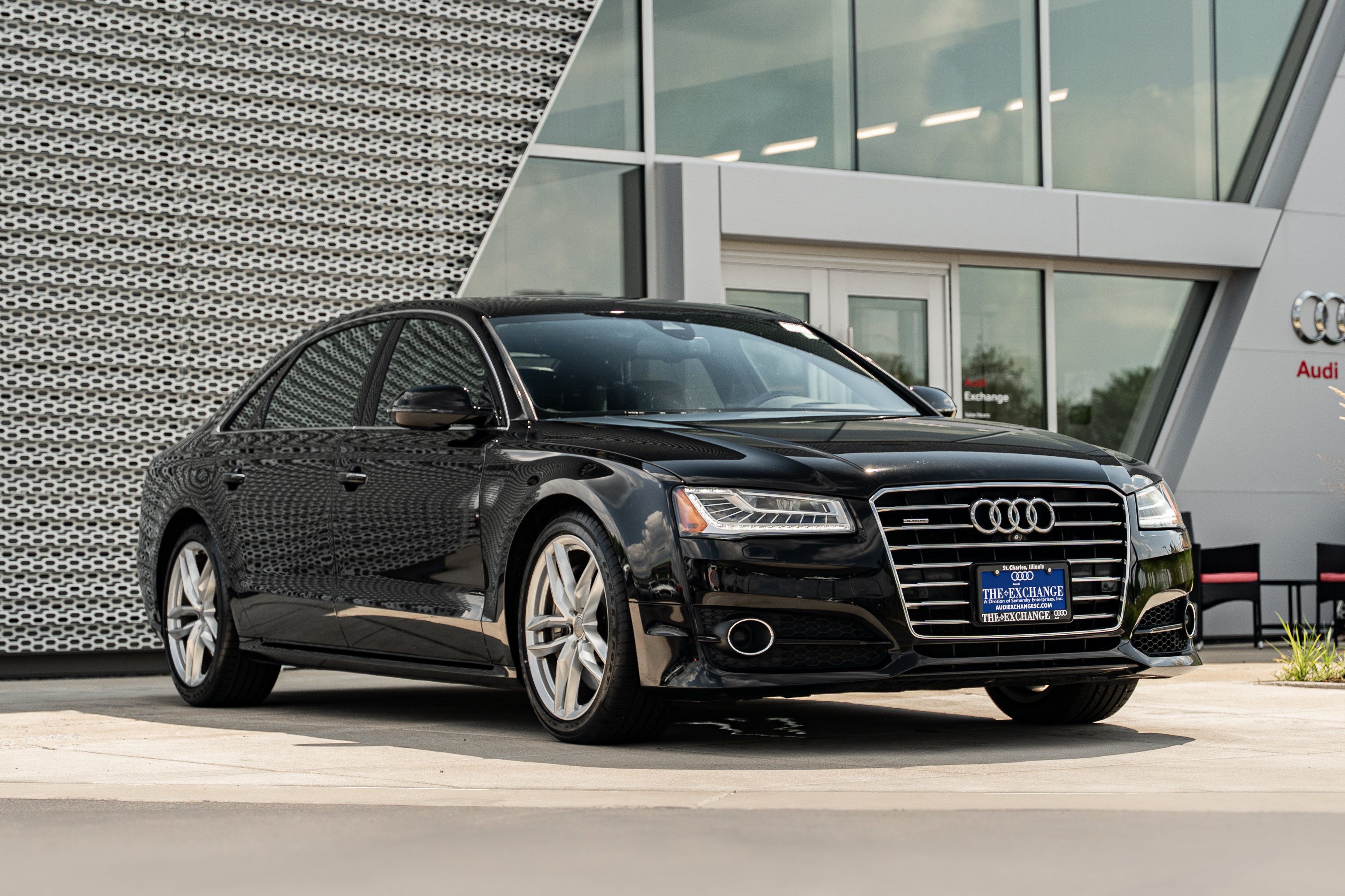 Used 2017 Audi A8 L 4.0T w/ Driver Assistance Package AWD/4WD image 1