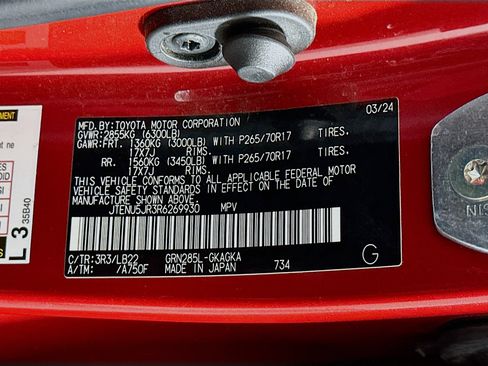 Used 2024 Toyota 4Runner SR5 Premium image 12