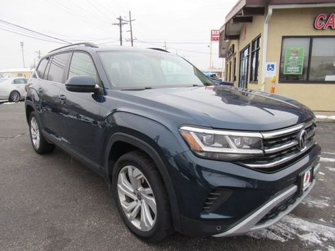 Used 2021 Volkswagen Atlas SE image 1