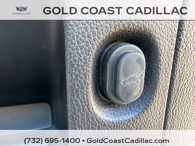 Used 2016 GMC Yukon XL Denali w/ Open Road Package AWD/4WD image 15