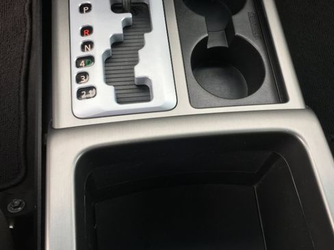 Used 2011 Nissan Titan SV w/ SV Value Truck Pkg image 26