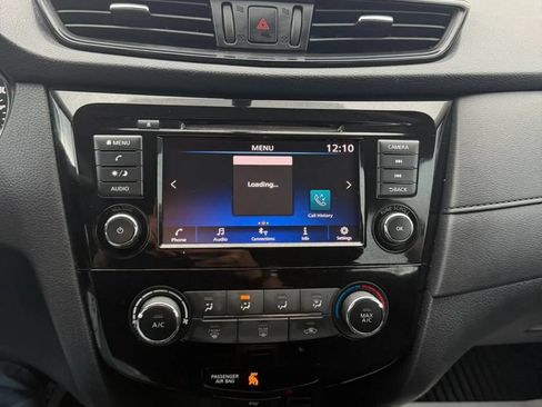 Used 2018 Nissan Rogue S FWD image 13