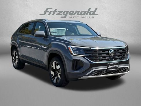 New 2026 Volkswagen Atlas Cross Sport SE image 1