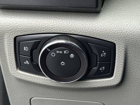 Used 2019 Ford F150 XLT w/ Equipment Group 302A Luxury RWD image 39