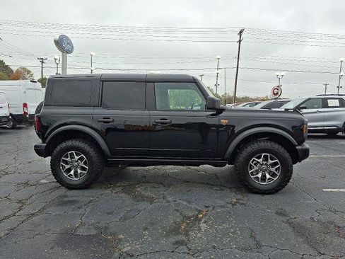 Certified 2025 Ford Bronco Badlands image 7