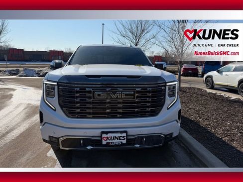 Used 2024 GMC Sierra 1500 Denali Ultimate image 3