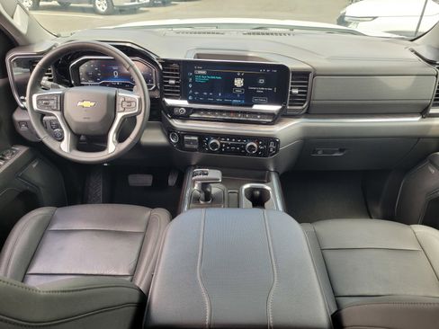 Used 2024 Chevrolet Silverado 1500 LTZ AWD/4WD image 14