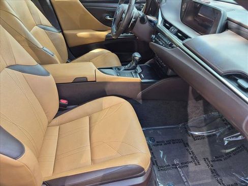 Used 2019 Lexus ES 350 w/ Accessory Package 2 FWD image 20