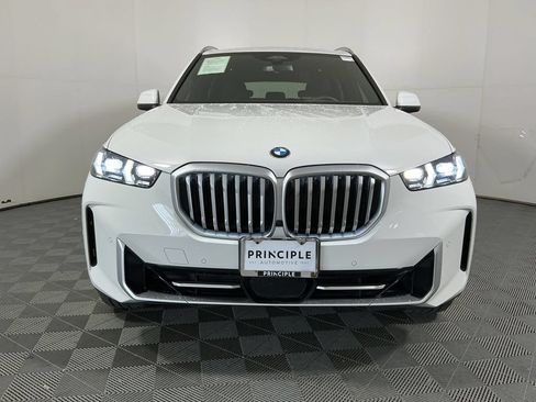 Certified 2026 BMW X5 sDrive40i w/ Climate Comfort Package RWD image 3