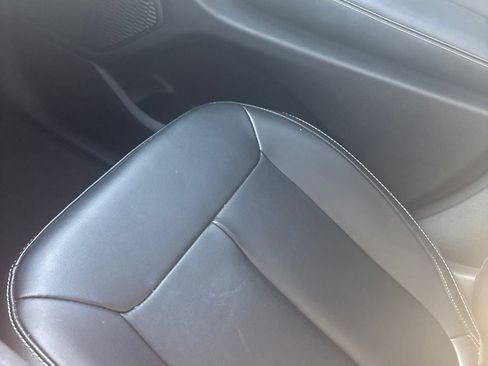 Used 2023 Jeep Grand Cherokee Limited w/ Black Appearance Package RWD image 13