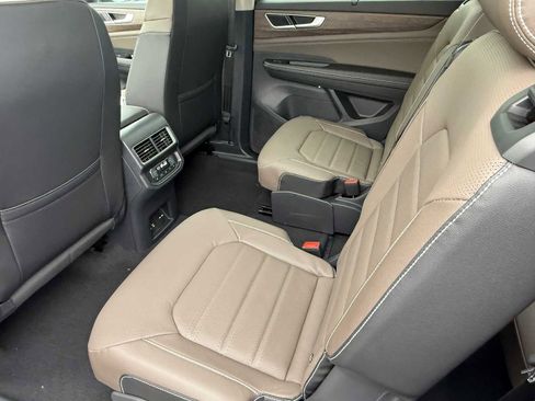 New 2026 Volkswagen Atlas SEL image 10