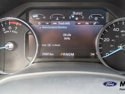 Used 2022 Ford F250 Lariat w/ Black Appearance Package AWD/4WD image 23
