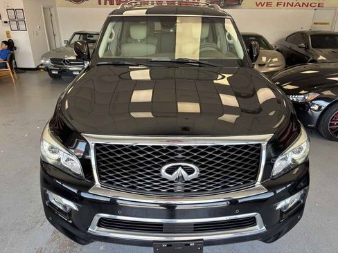 Used 2017 INFINITI QX80 2WD w/ Driver Assistance Package image 2