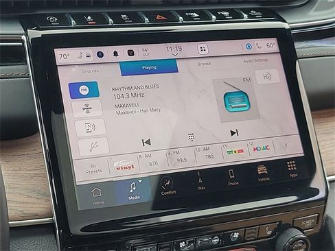 Used 2023 Jeep Grand Cherokee L Summit w/ Luxury Tech Group V image 12